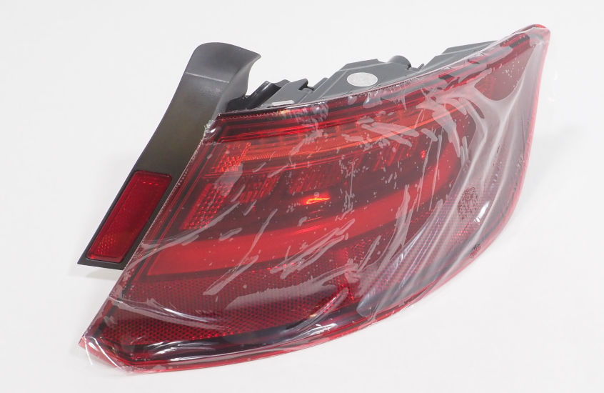 8V4945096D VAG Piloto trasero exterior derecho