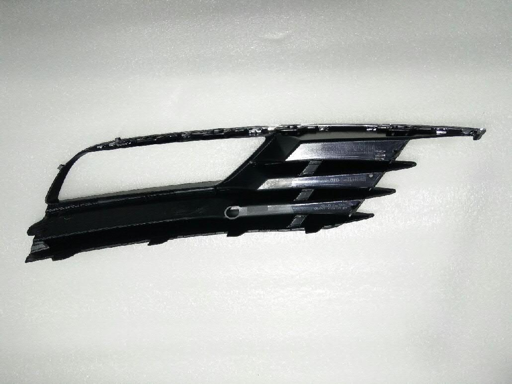 Rejilla izquierda del parachoques delantero VAG 8V5807681A9B9 precio, desde 16,74 EUR