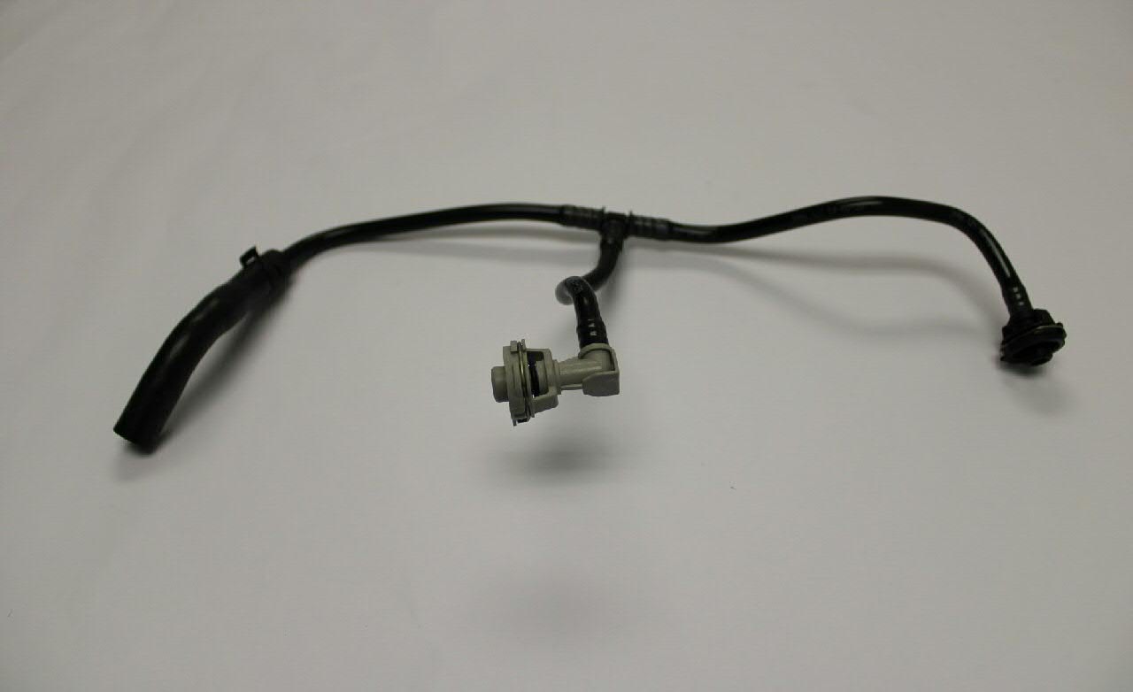 Manguera superior del depósito de expansión VAG 8W0121081AN precio, desde 27,38 EUR