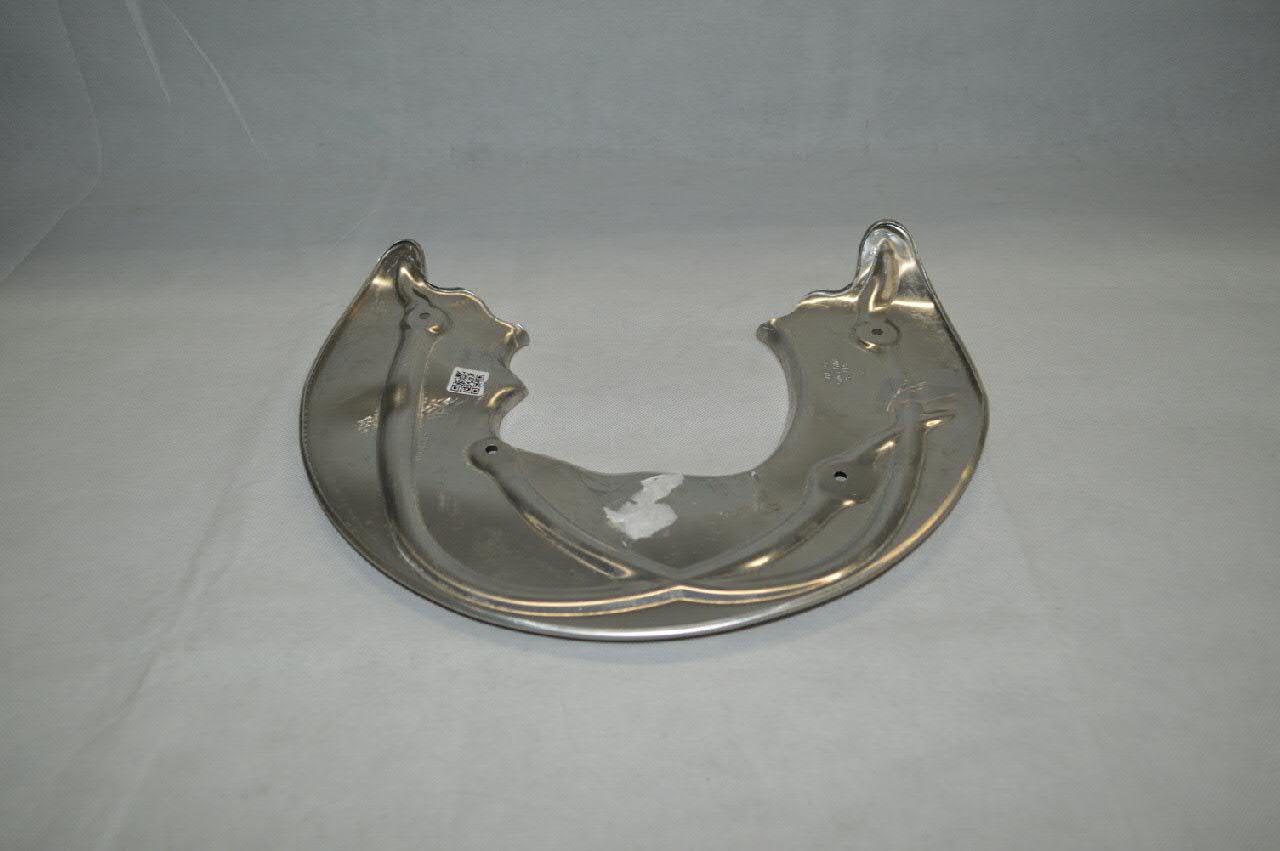8W0615312E VAG Protector de disco de freno delantero derecho