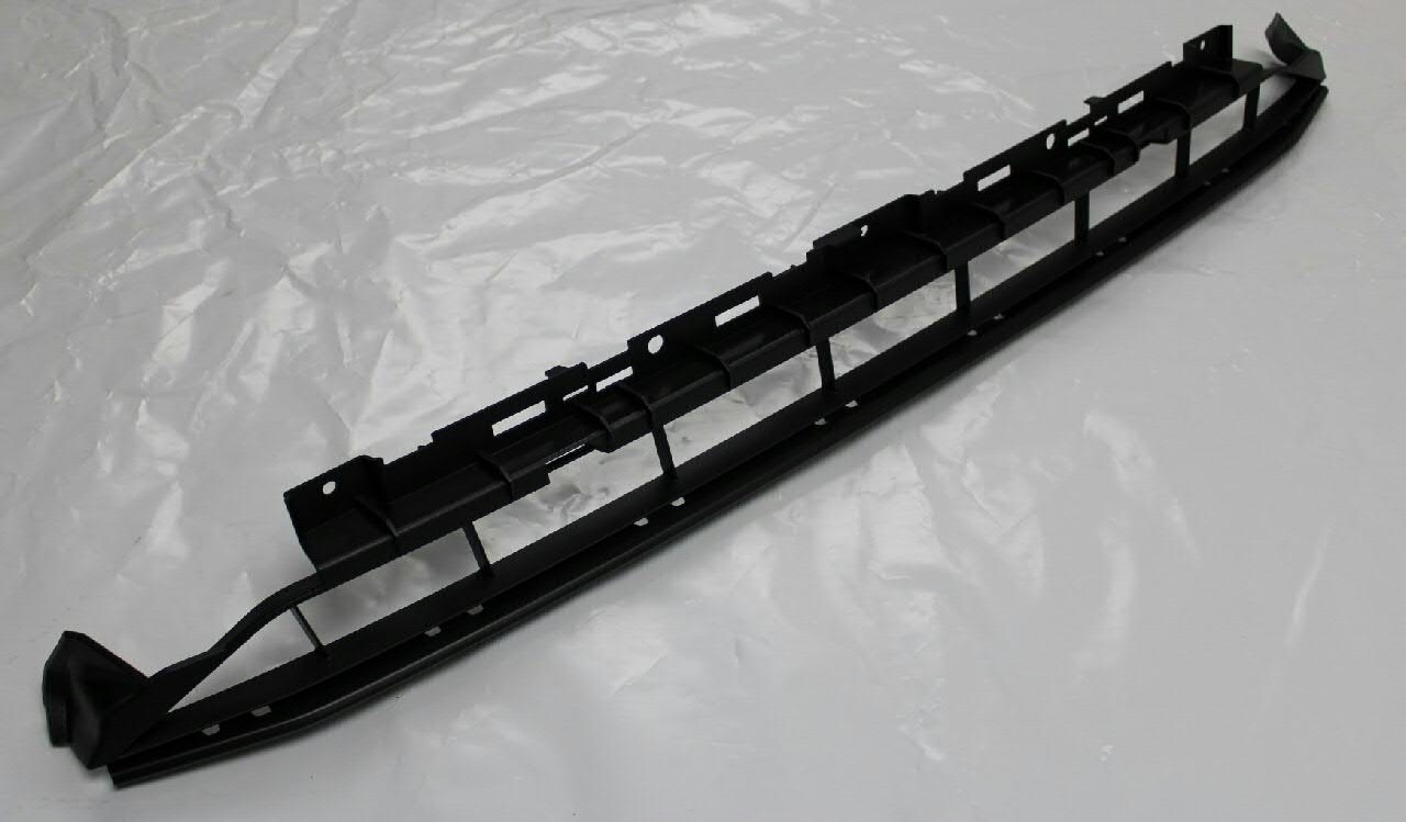 Comprar 8W0807683A9B9 VAG Rejilla central del parachoques delantero