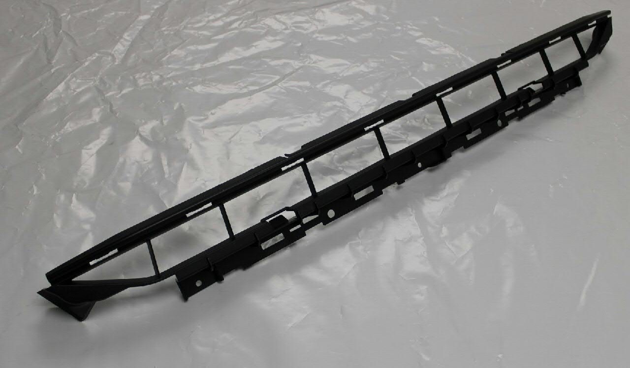 Rejilla de ventilación, paragolpes delantero, central VAG 8W0807683A9B9 precio, desde 51,61 EUR