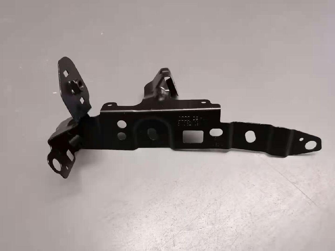 8W0821091 VAG Soporte delantero izquierdo para aleta delantera