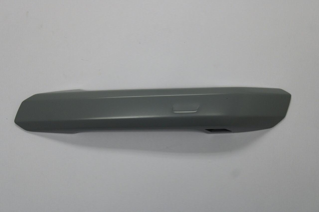 8W0837239GRU VAG Embellecedor de la manija de puerta