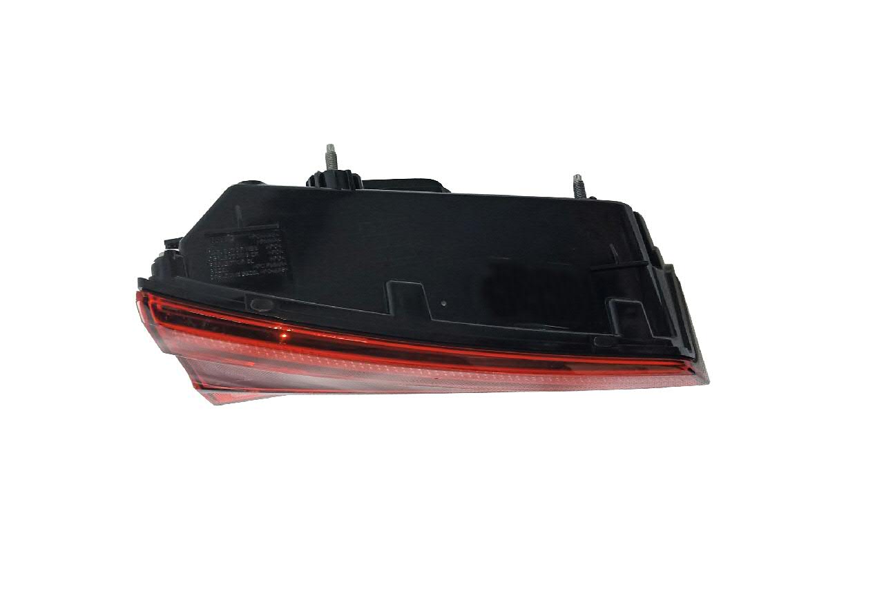 Piloto trasero interior izquierdo VAG 8W5945093G precio, desde 185,86 EUR