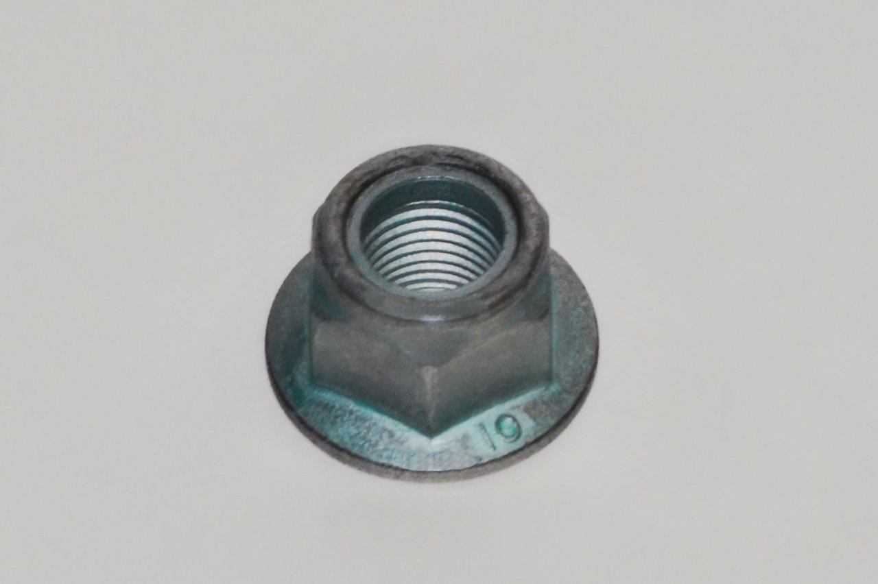 N10401801 VAG Tornillo (tuerca) de sujeción