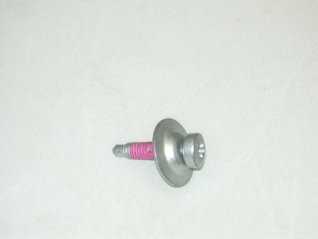 WHT000871 VAG
